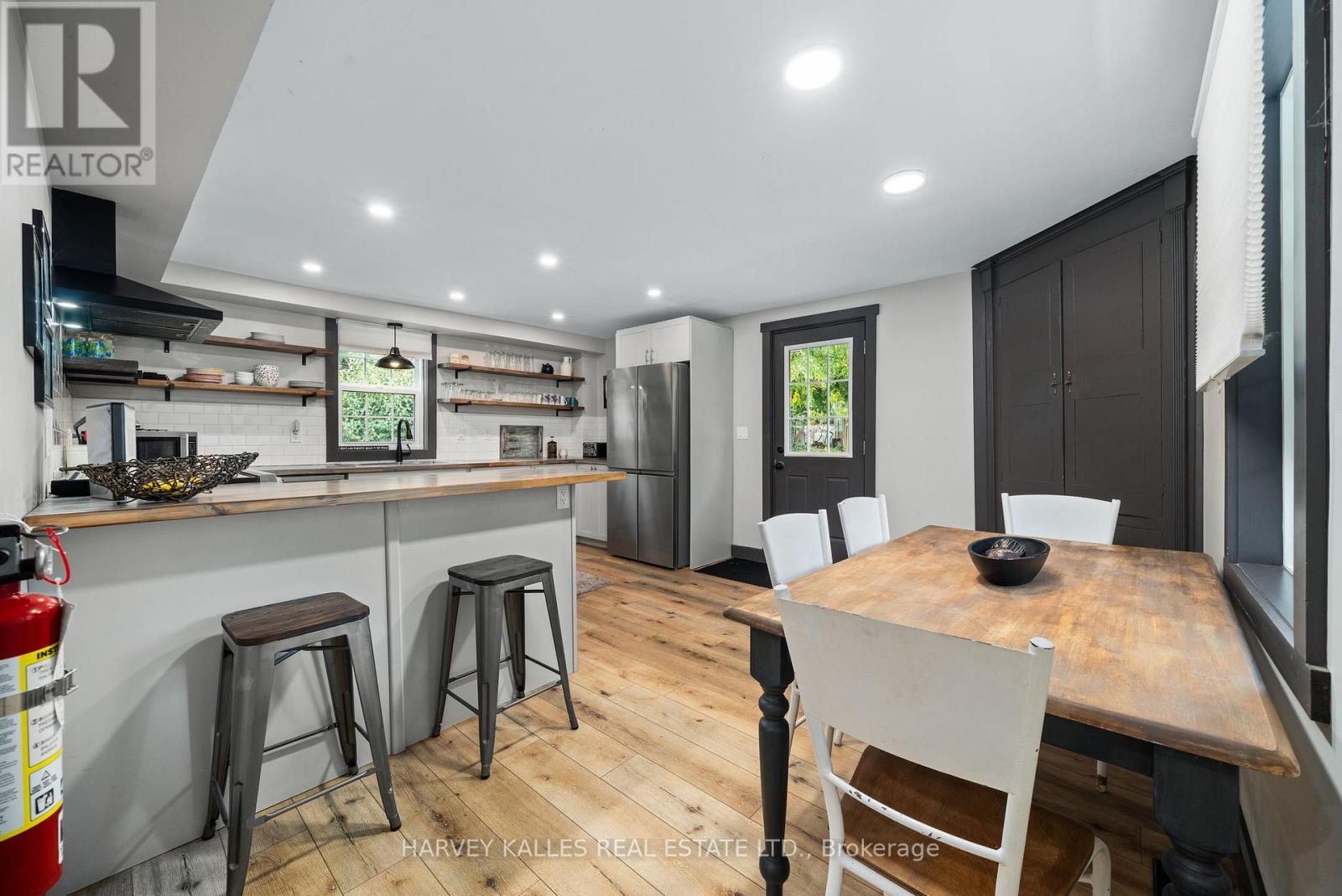 22 Demille Street, Prince Edward County, Ontario  K0K 2T0 - Photo 5 - X12432284