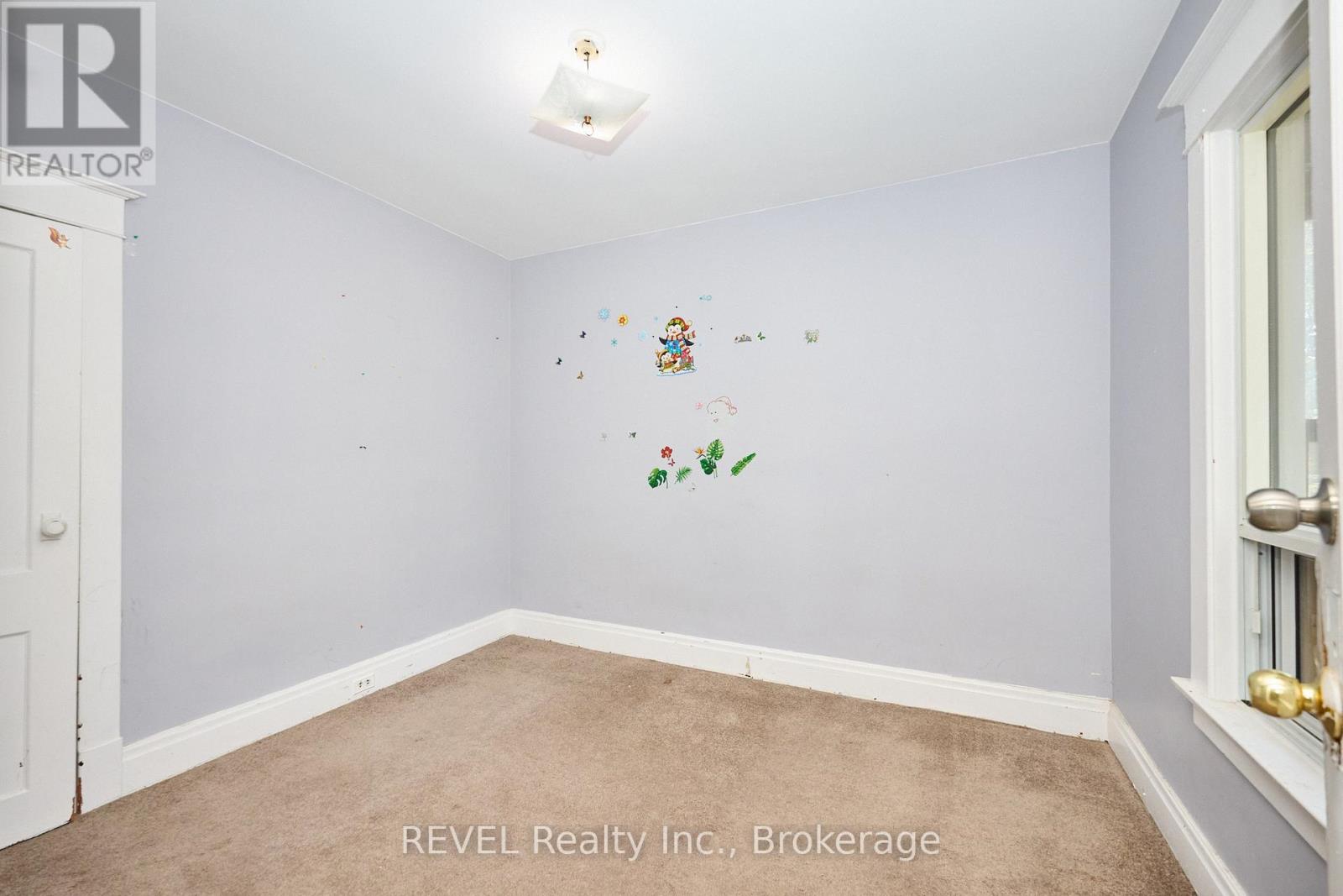 5806 Prince Edward Avenue, Niagara Falls, Ontario  L2G 5J3 - Photo 25 - X12733502