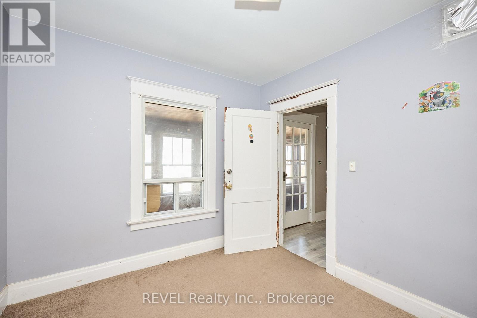 5806 Prince Edward Avenue, Niagara Falls, Ontario  L2G 5J3 - Photo 26 - X12733502