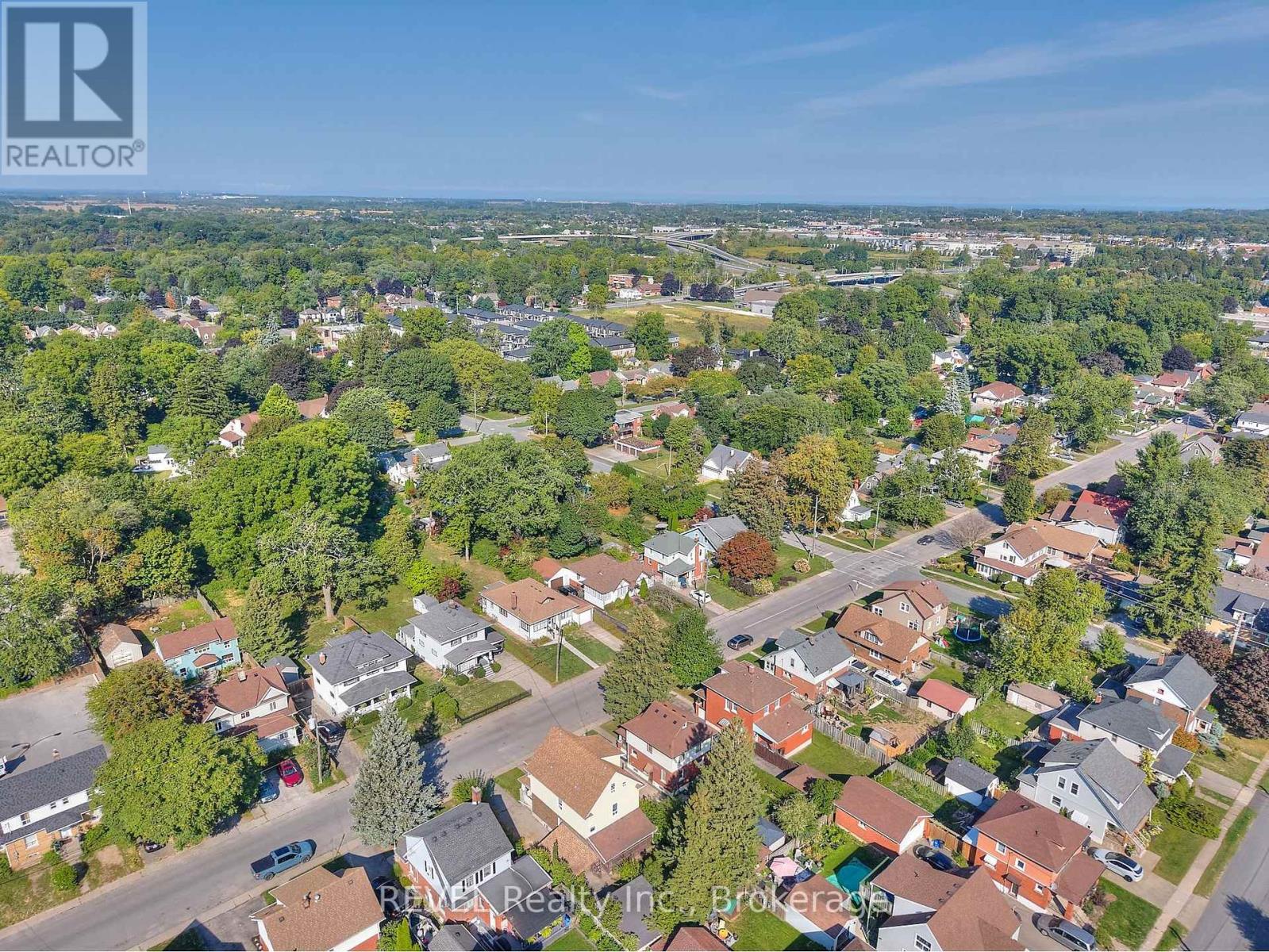 5806 Prince Edward Avenue, Niagara Falls, Ontario  L2G 5J3 - Photo 46 - X12733502