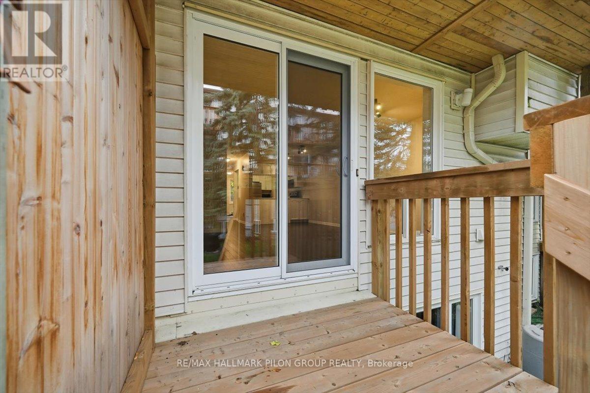 205 Briston Private, Ottawa, Ontario  K1G 5R5 - Photo 14 - X12581044