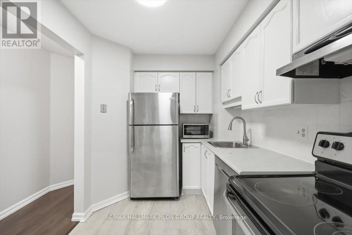 205 Briston Private, Ottawa, Ontario  K1G 5R5 - Photo 6 - X12581044