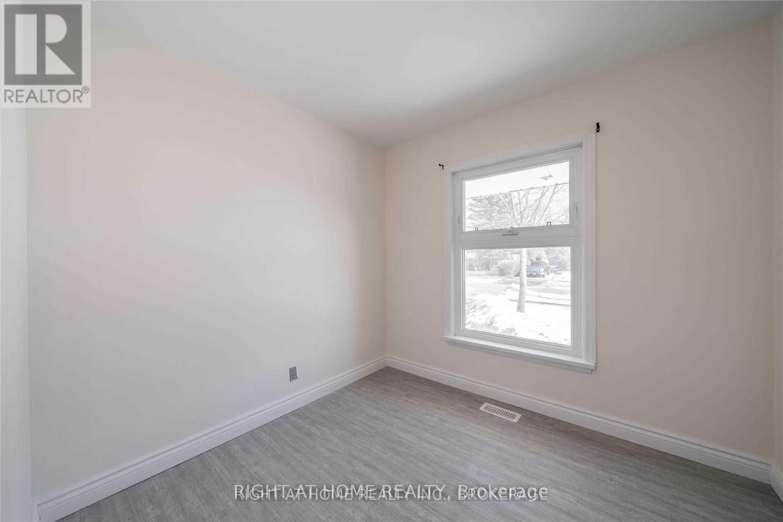 622 Fernhill Boulevard, Oshawa, Ontario  L1J 5J8 - Photo 14 - E12733466