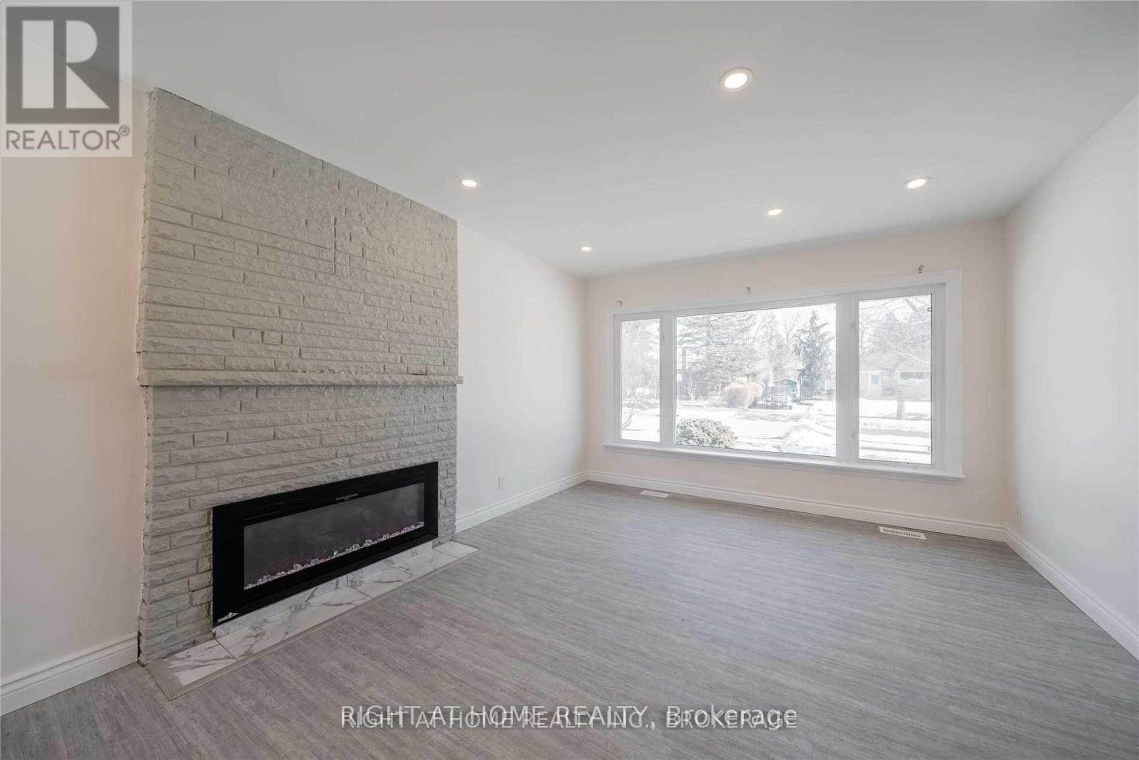 622 Fernhill Boulevard, Oshawa, Ontario  L1J 5J8 - Photo 6 - E12733466