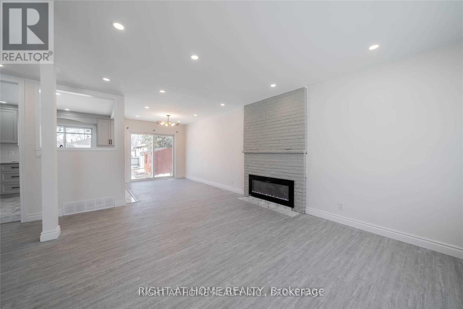 622 Fernhill Boulevard, Oshawa, Ontario  L1J 5J8 - Photo 7 - E12733466