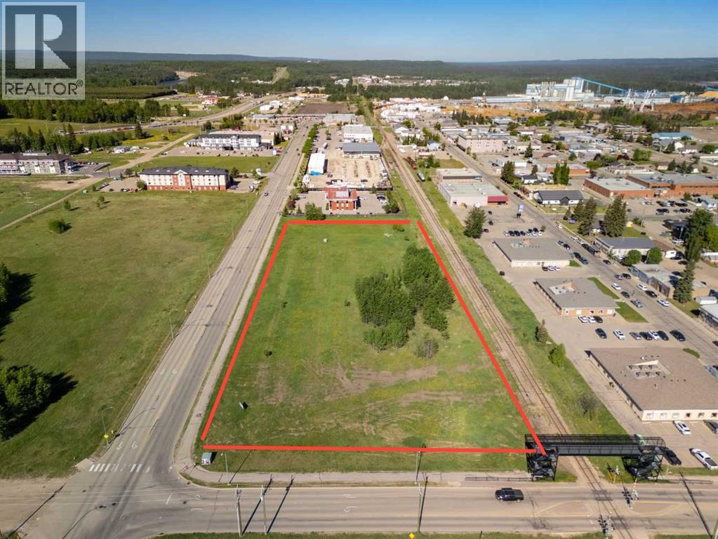 4705 49 Avenue, Whitecourt, Alberta  T7S 0E8 - Photo 2 - A2185308