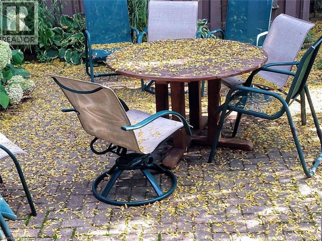 259 Old Post Road, Waterloo, Ontario  N2L 5B8 - Photo 46 - 40800299