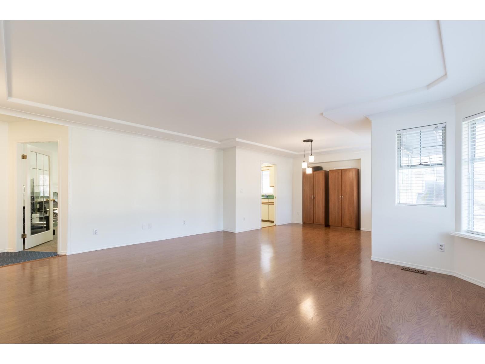 15450 91a Avenue, Surrey, British Columbia  V3R 9W8 - Photo 4 - R3083711