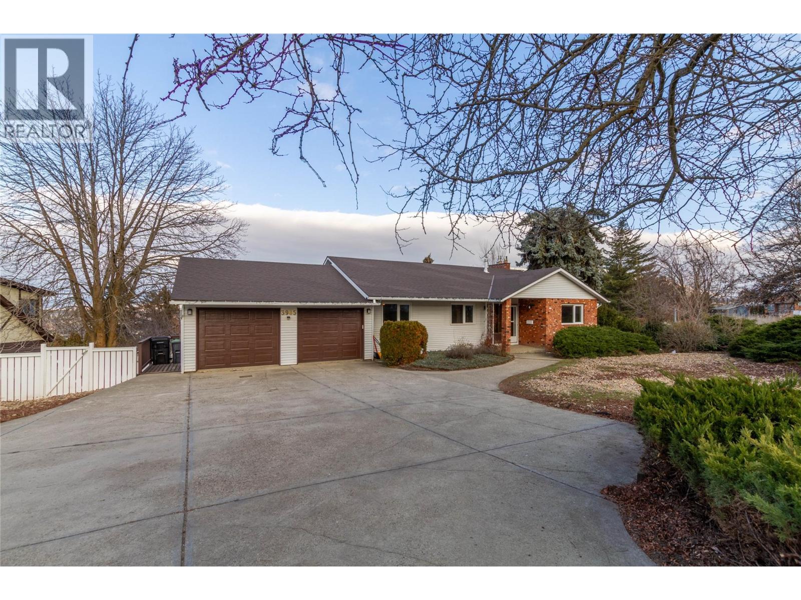 3985 15 Avenue, Vernon, British Columbia  V1T 8H5 - Photo 3 - 10373987