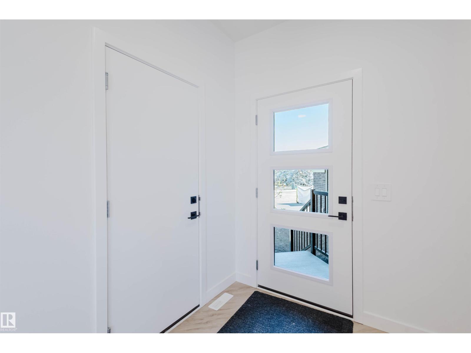 2118 Crossbill Ln Nw, Edmonton, Alberta  T5S 0W3 - Photo 5 - E4471147