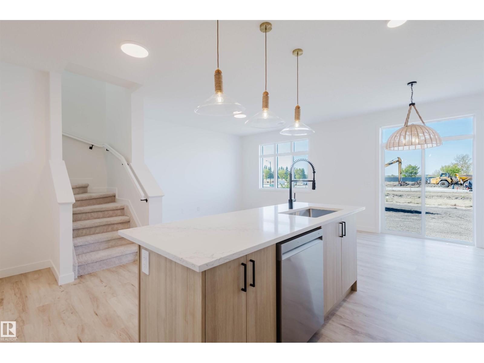 2118 Crossbill Ln Nw, Edmonton, Alberta  T5S 0W3 - Photo 10 - E4471147