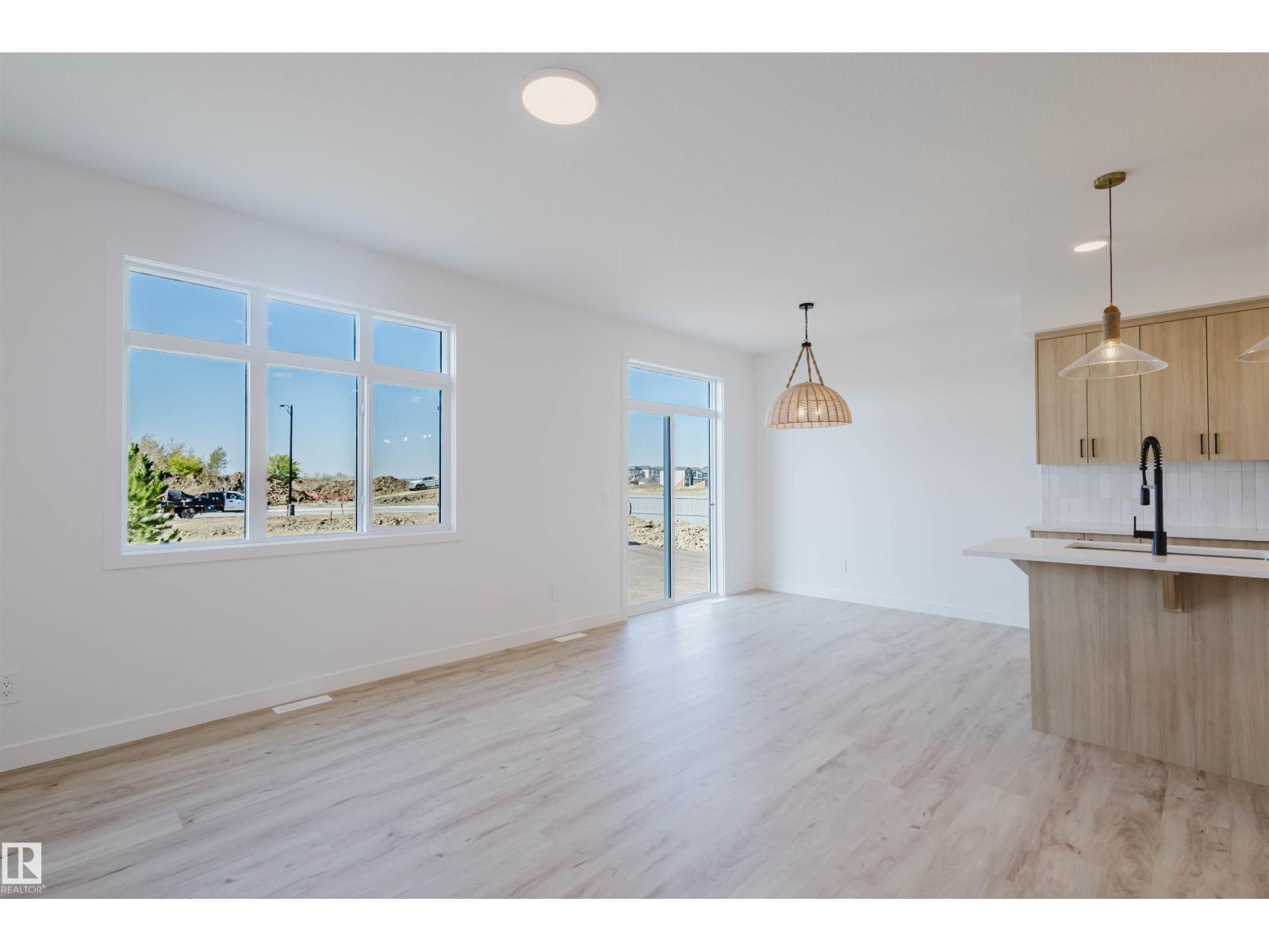 2118 Crossbill Ln Nw, Edmonton, Alberta  T5S 0W3 - Photo 21 - E4471147