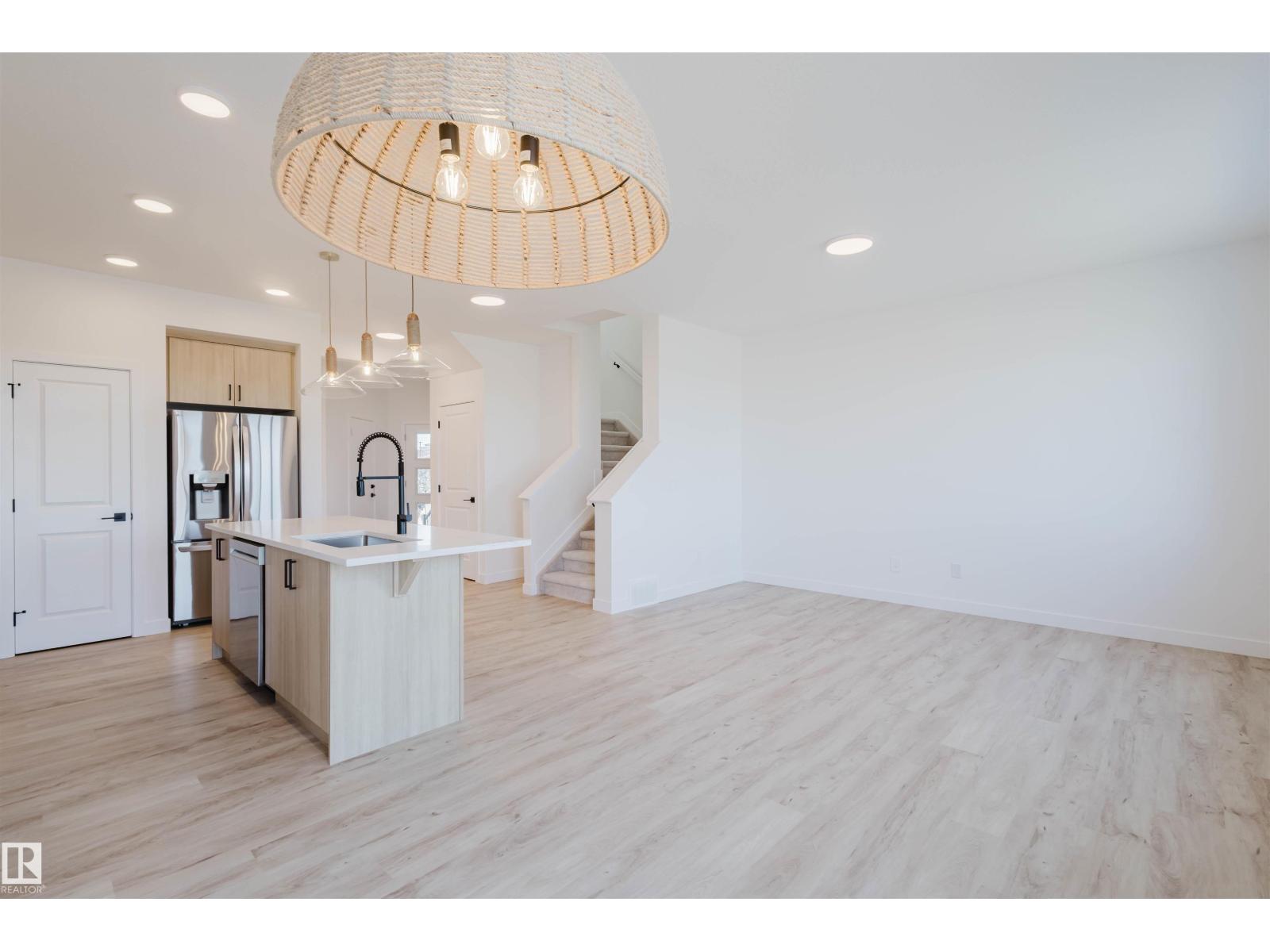 2118 Crossbill Ln Nw, Edmonton, Alberta  T5S 0W3 - Photo 15 - E4471147