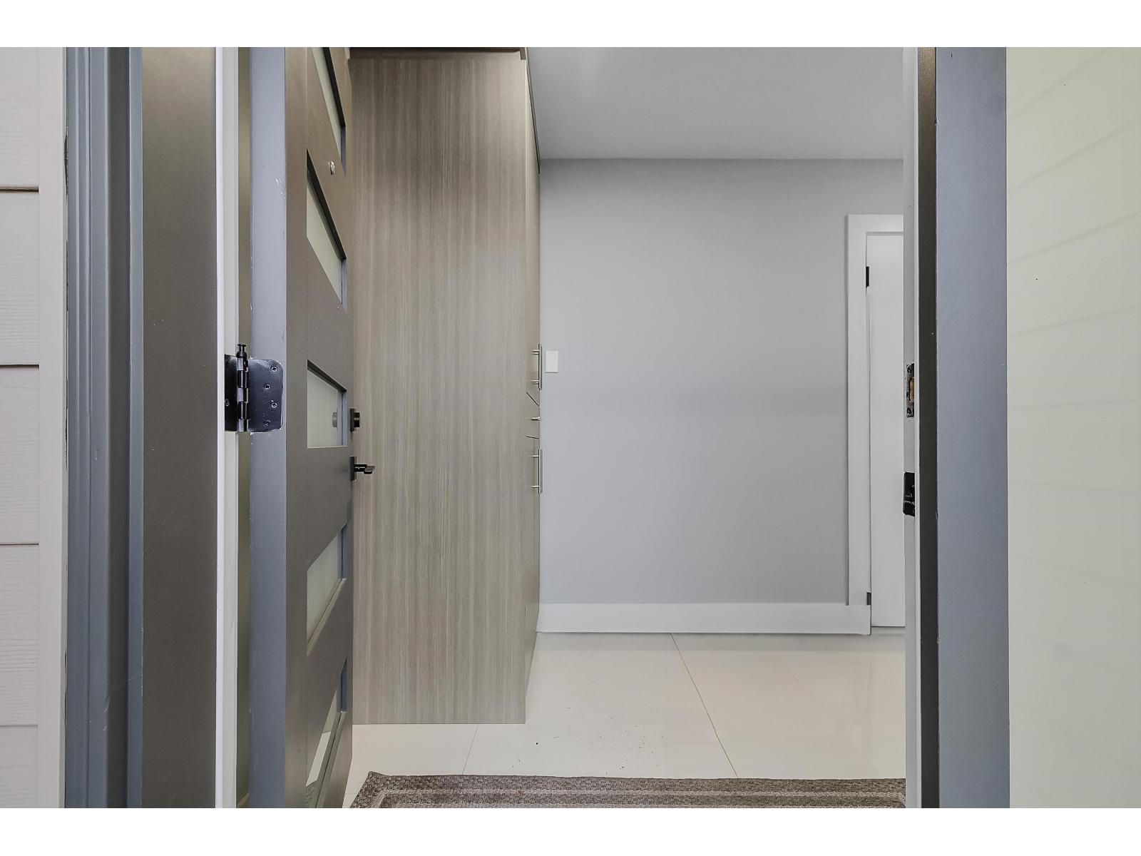 2596 Janzen Street, Abbotsford, British Columbia  V2T 2R8 - Photo 7 - R3082739