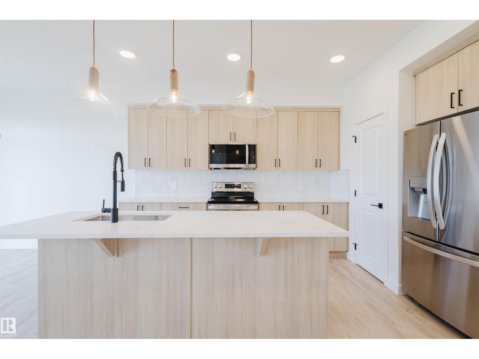 2118 CROSSBILL LN NW, Edmonton, Alberta