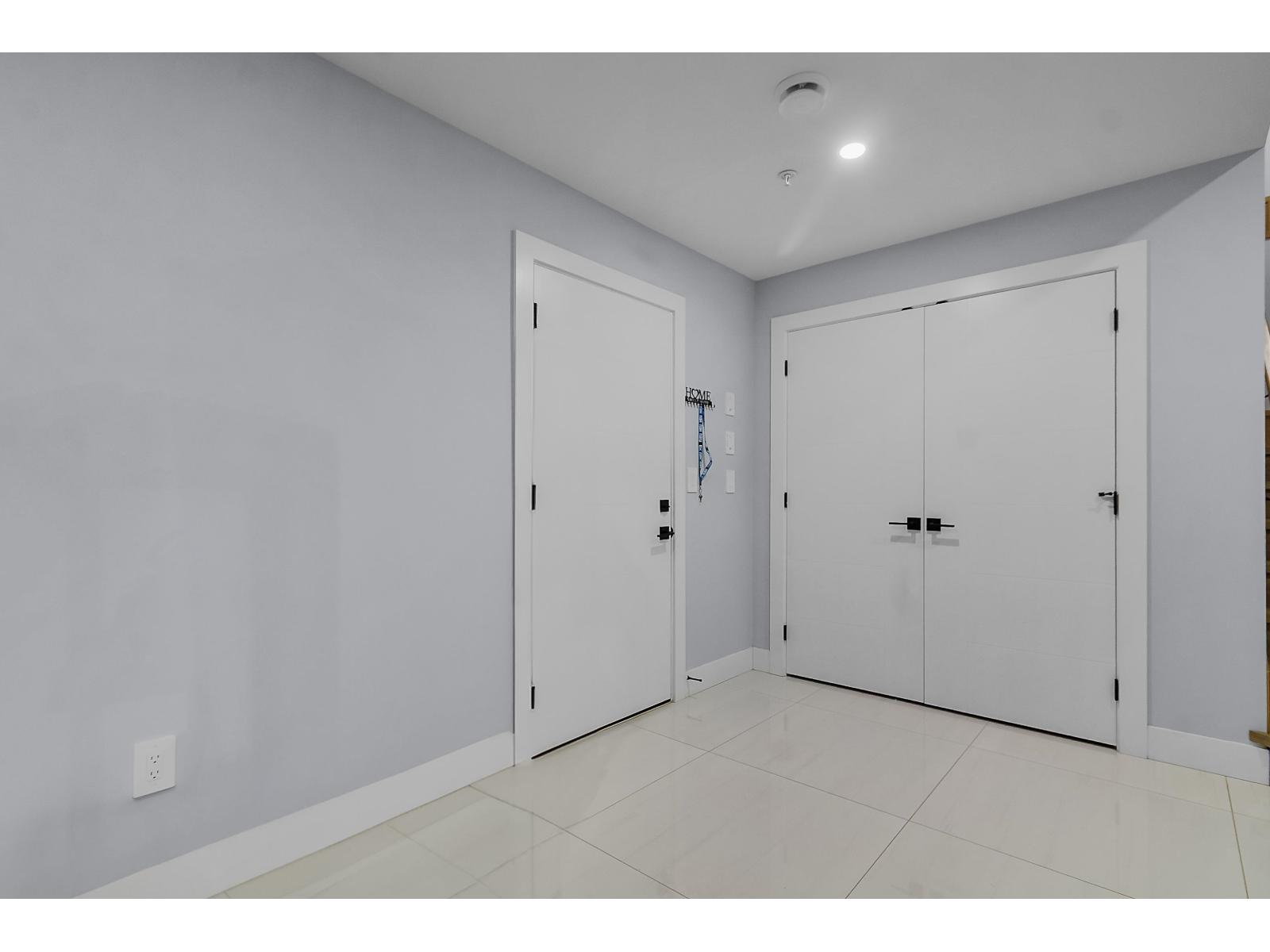 2596 Janzen Street, Abbotsford, British Columbia  V2T 2R8 - Photo 8 - R3082739