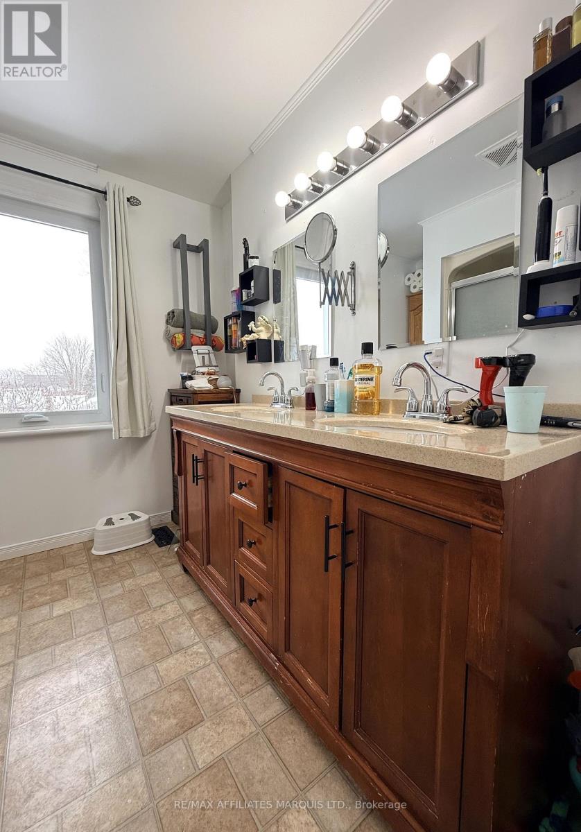 336 Fifth Street E, Cornwall, Ontario  K6H 2M1 - Photo 11 - X12730886