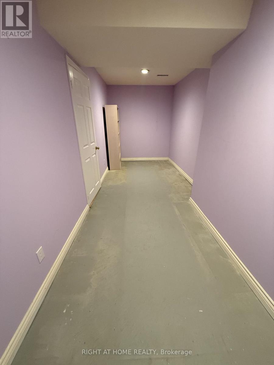 6 Carriage Lane, Toronto, Ontario  M2R 3V6 - Photo 42 - C12733444