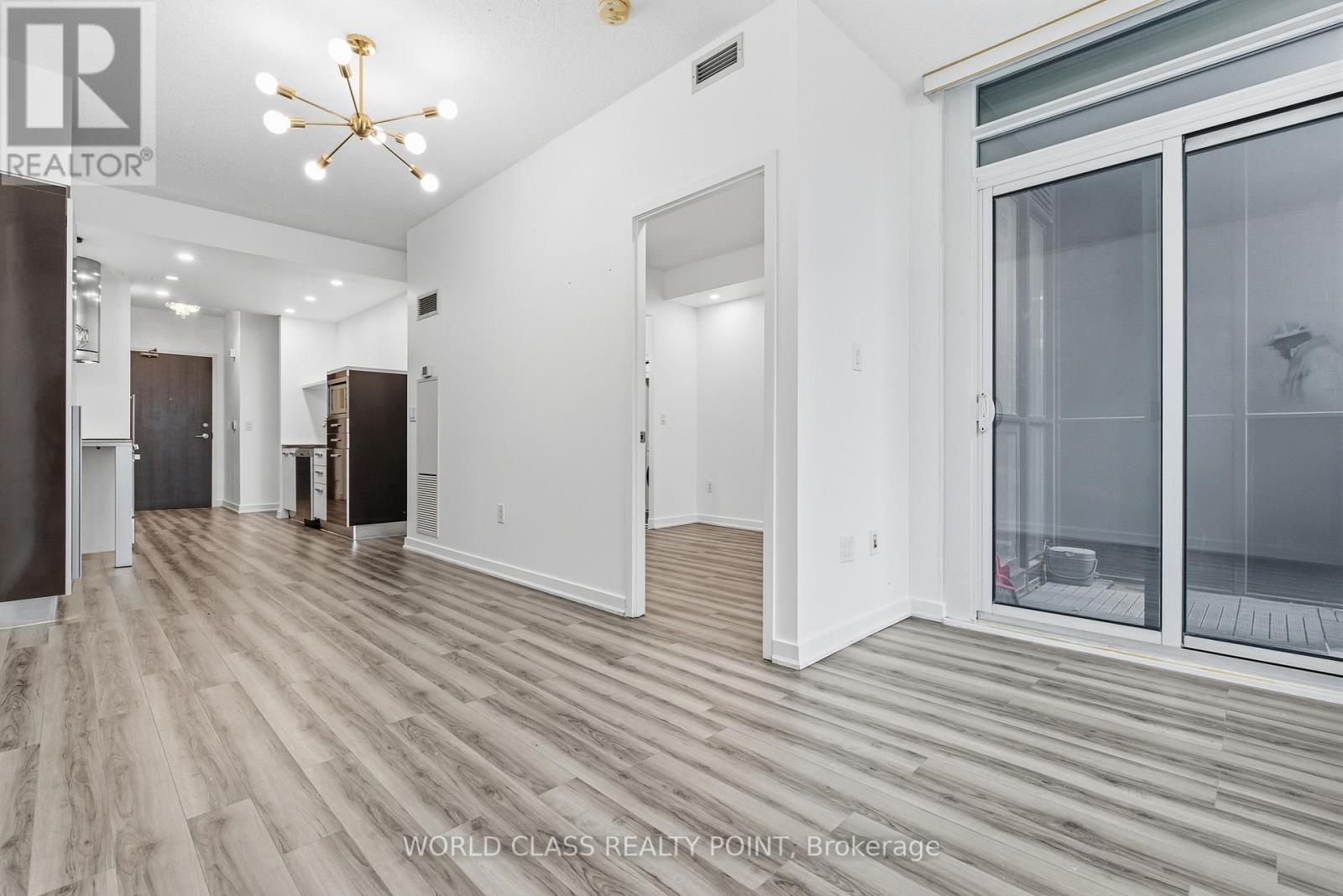 516 - 38 Dan Leckie Way, Toronto, Ontario  M5V 2V6 - Photo 8 - C12733456