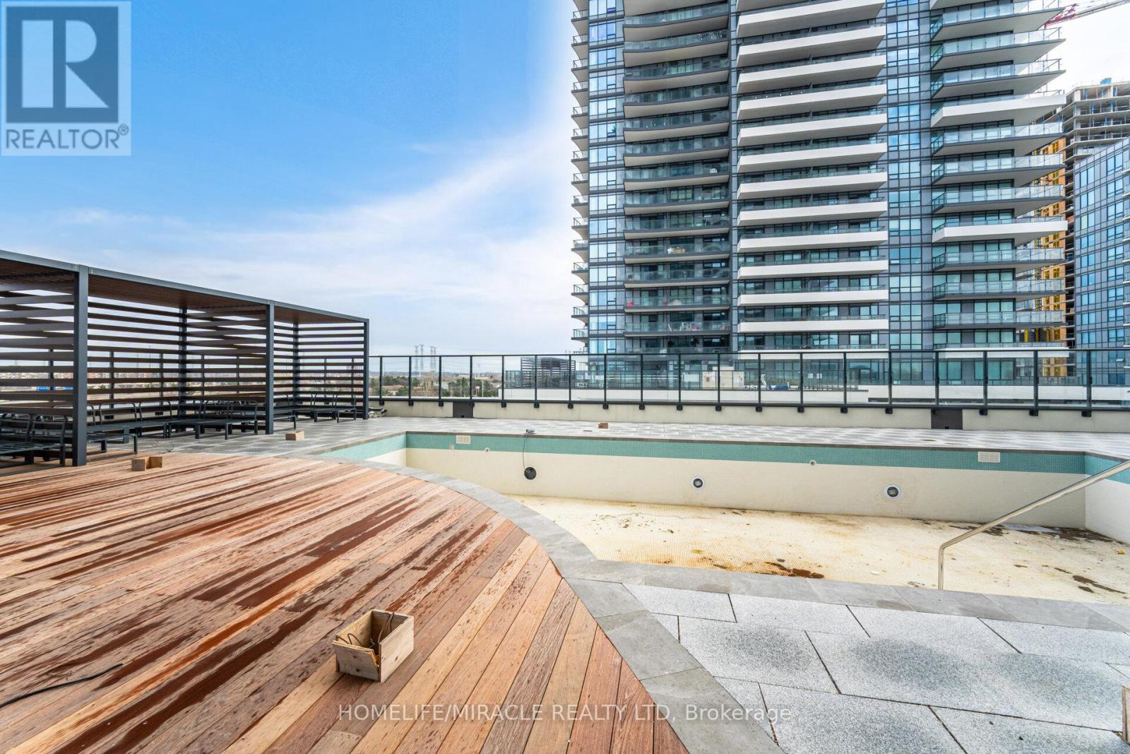 1110 - 1435 Celebration Drive, Pickering, Ontario L1W 0C3 - Photo 37 - E12733436