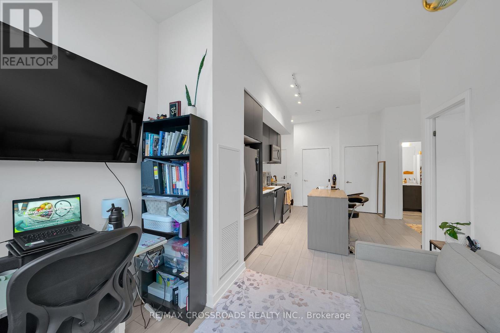 202 - 1606 Charles Street, Whitby, Ontario  L1N 0P1 - Photo 13 - E12733470