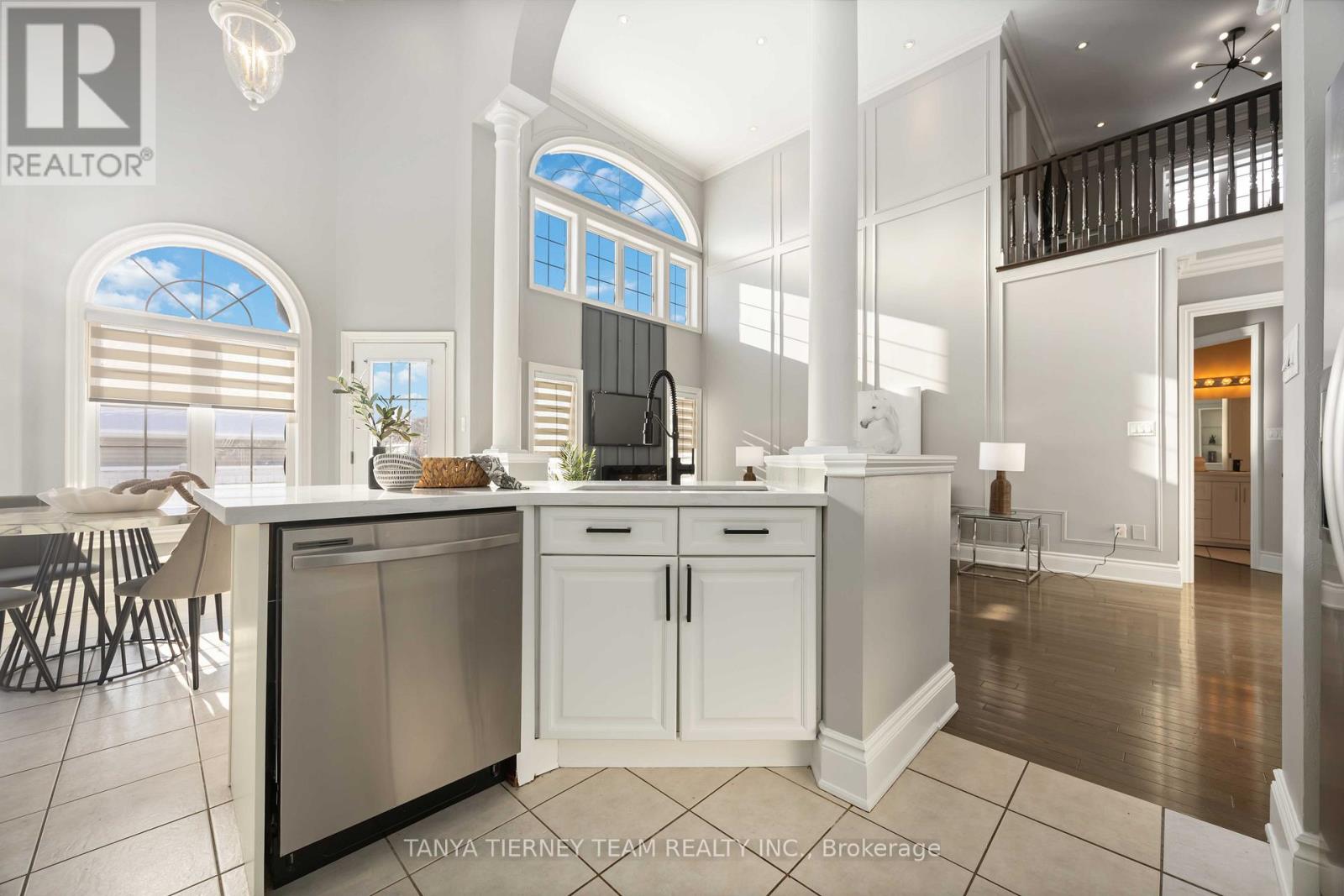 41 Apsley Crescent, Whitby, Ontario  L1M 2E7 - Photo 12 - E12733474