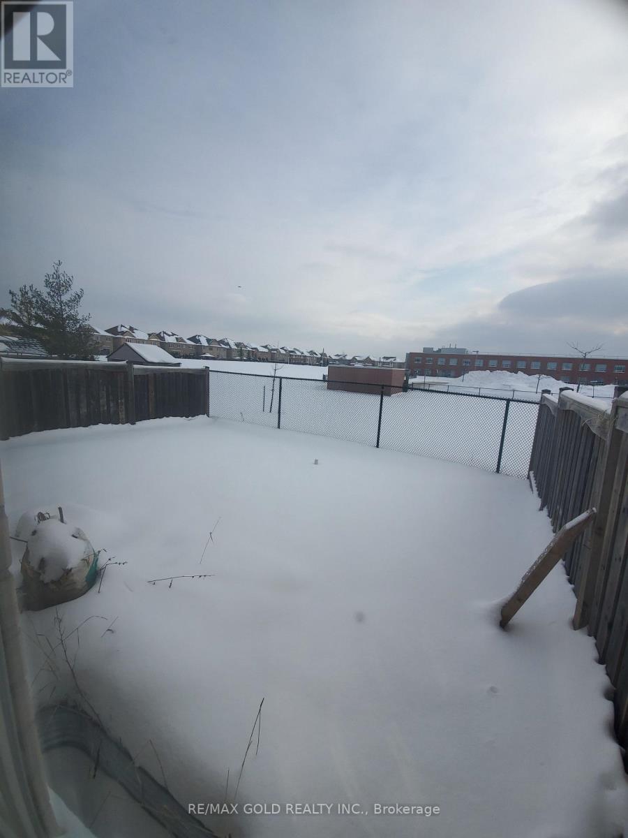 45 Education Road, Brampton, Ontario  L6P 3N4 - Photo 22 - W12714330