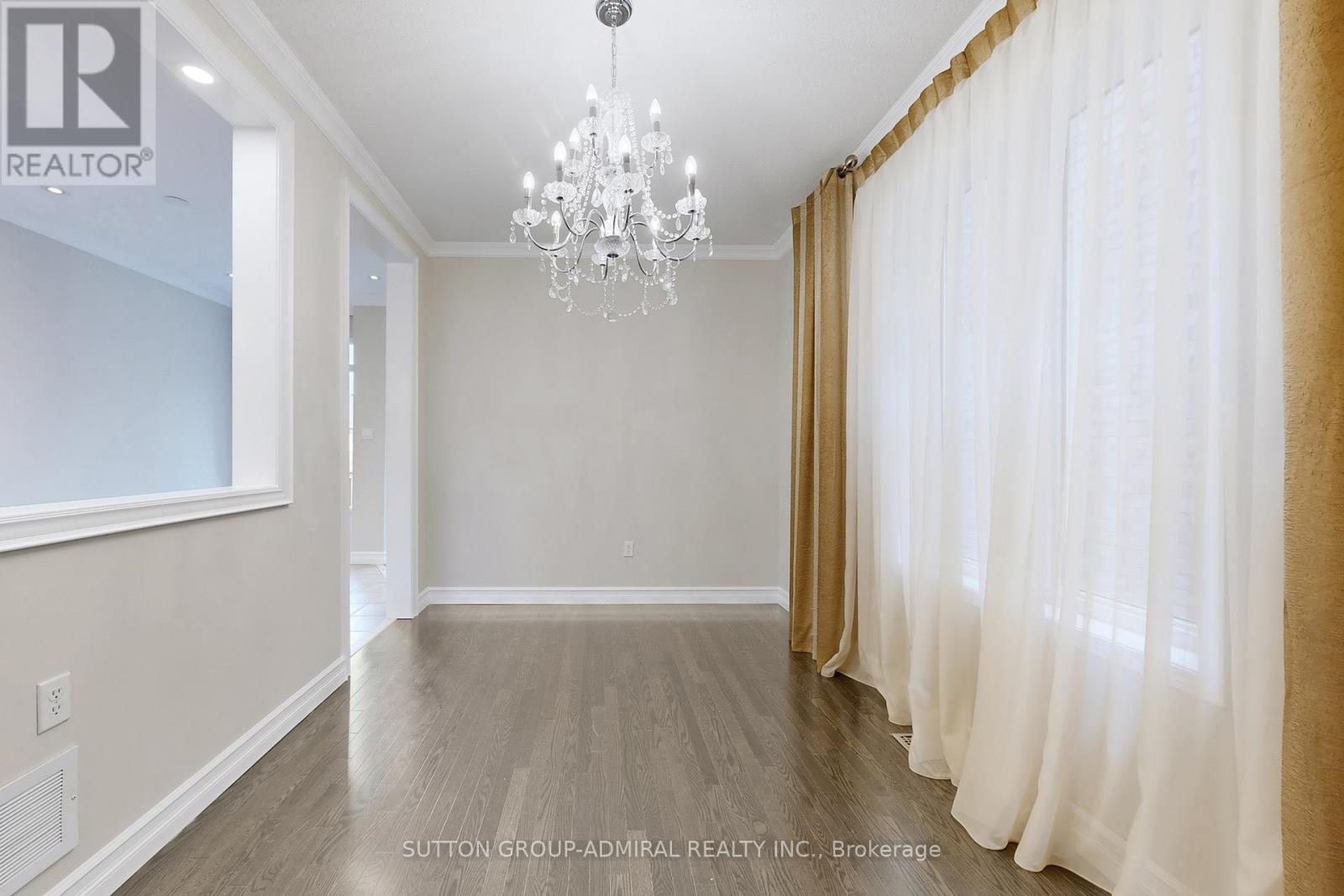 106 Big Hill Crescent, Vaughan, Ontario  L6A 4K7 - Photo 14 - N12733428