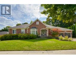 71 WILLOW FARM LANE, Aurora, Ontario