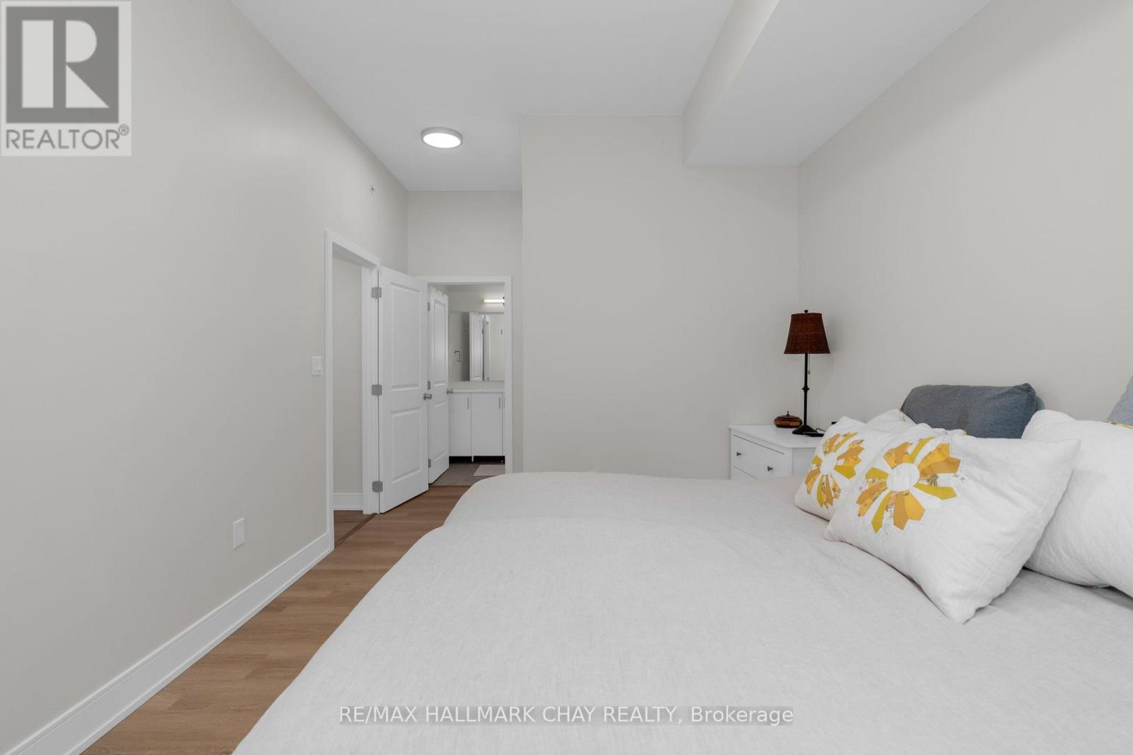 224 - 121 Mary Street, Clearview (Creemore), Ontario  L0M 1G0 - Photo 16 - S12733454