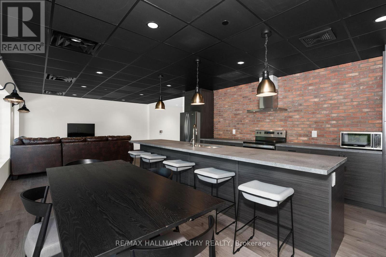 224 - 121 Mary Street, Clearview (Creemore), Ontario  L0M 1G0 - Photo 34 - S12733454