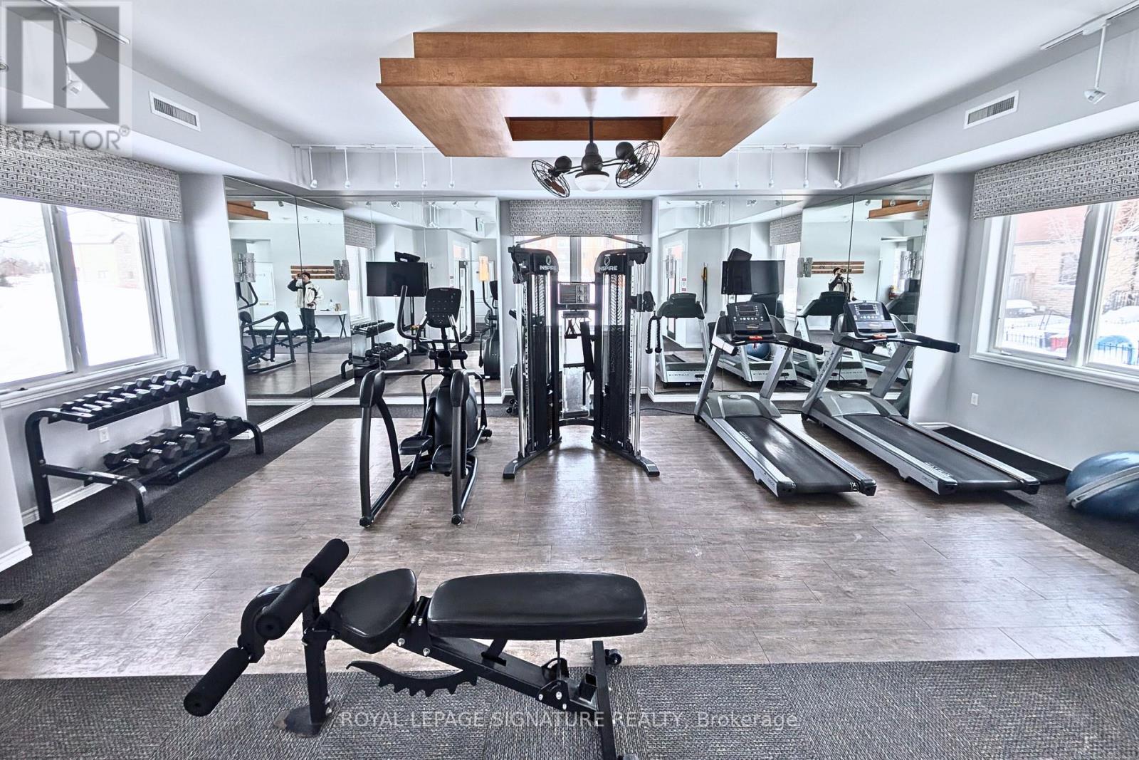 305 - 100 Dean Avenue, Barrie (Painswick South), Ontario  L9J 0H1 - Photo 11 - S12733494