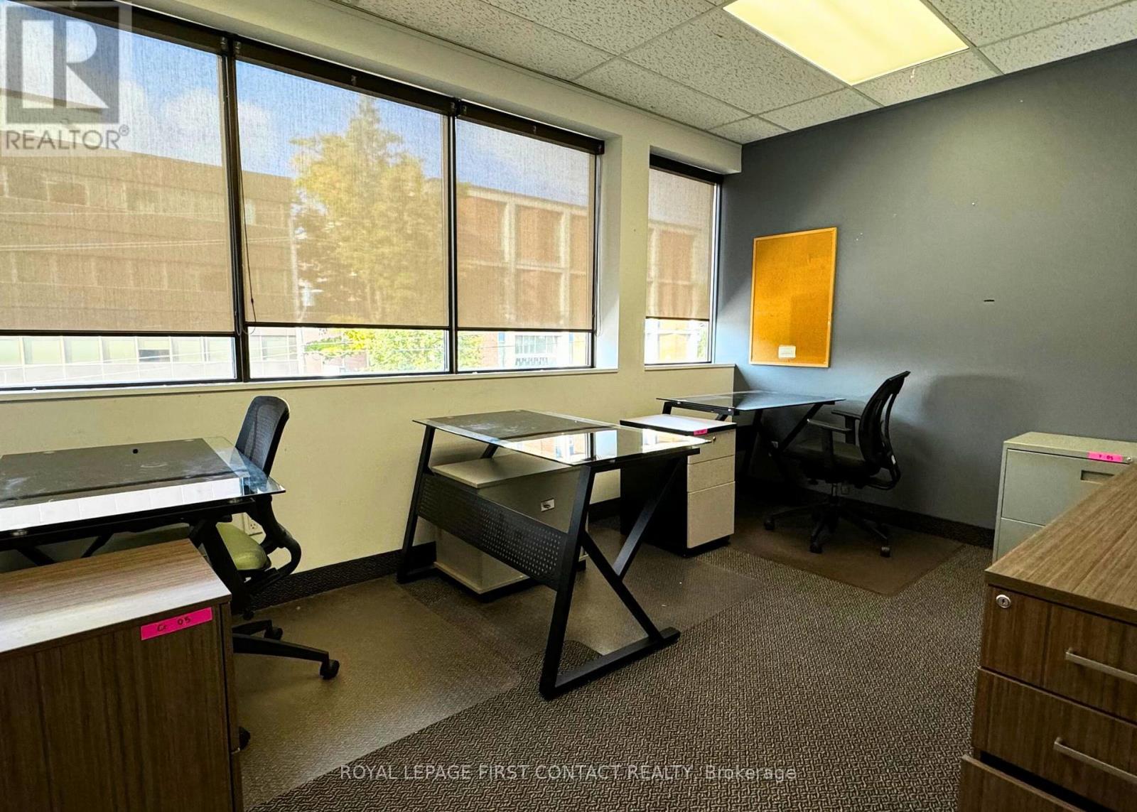 201/202 - 135 Bayfield Street, Barrie, Ontario  L4M 3B3 - Photo 13 - S12733498