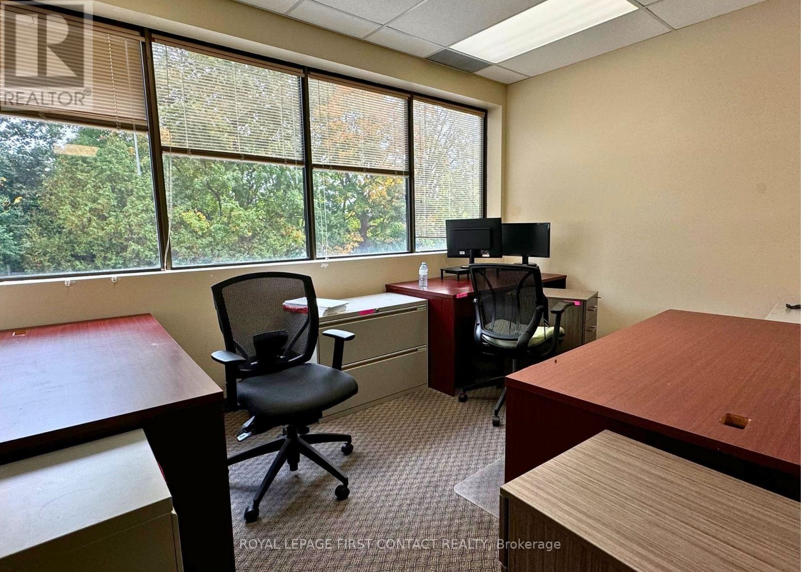 201/202 - 135 Bayfield Street, Barrie, Ontario  L4M 3B3 - Photo 19 - S12733498