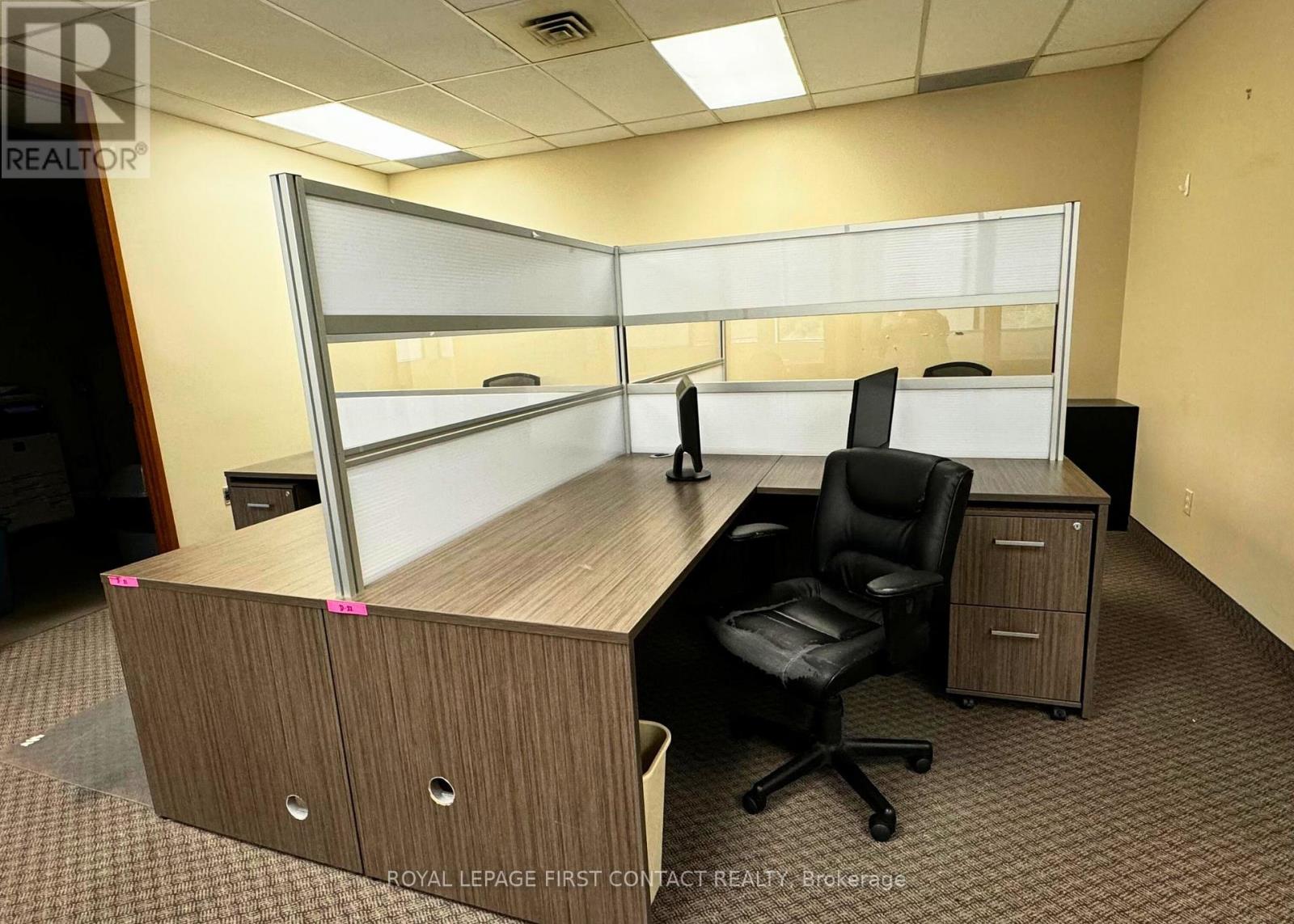 201/202 - 135 Bayfield Street, Barrie, Ontario  L4M 3B3 - Photo 26 - S12733498