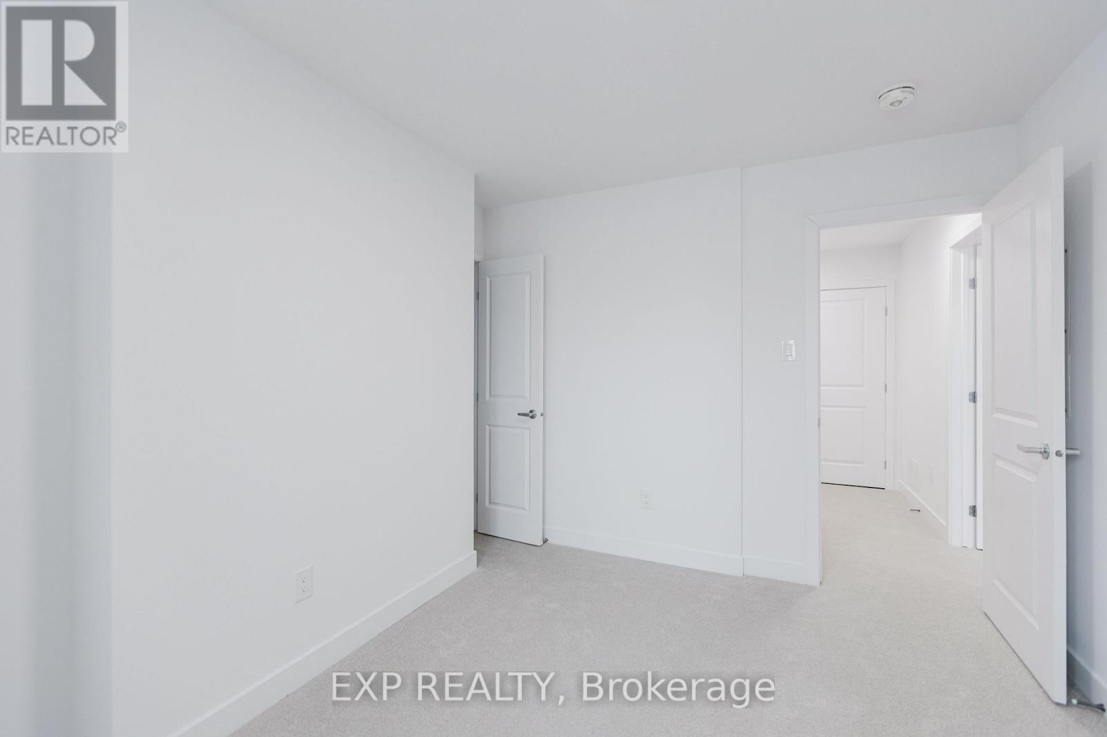 207 Silhouette Private, Ottawa, Ontario  K2J 4S3 - Photo 21 - X12646832