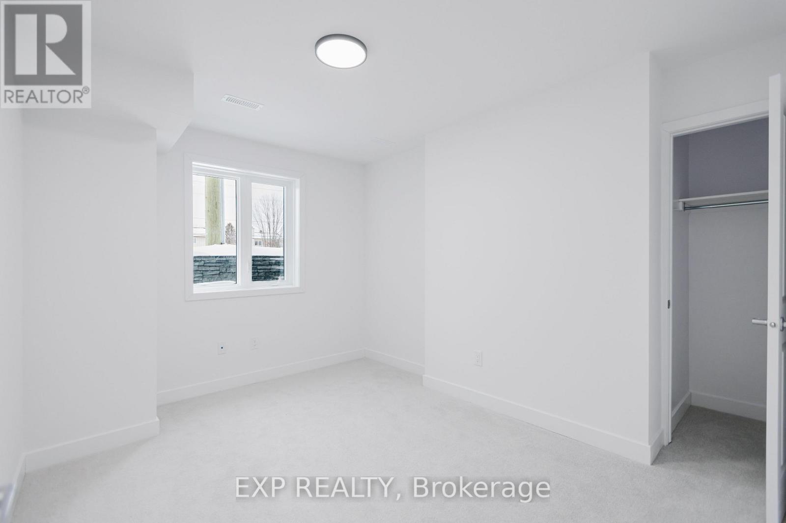 207 Silhouette Private, Ottawa, Ontario  K2J 4S3 - Photo 20 - X12646832