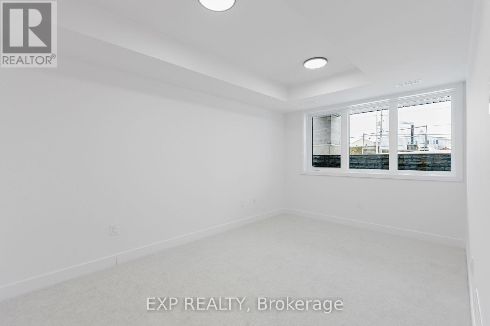 207 Silhouette Private, Ottawa, Ontario  K2J 4S3 - Photo 16 - X12646832