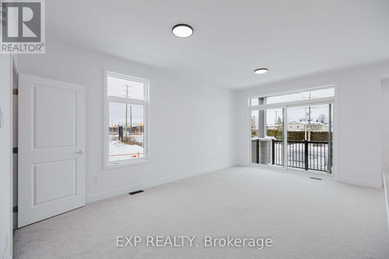 207 Silhouette Private, Ottawa, Ontario  K2J 4S3 - Photo 9 - X12646832