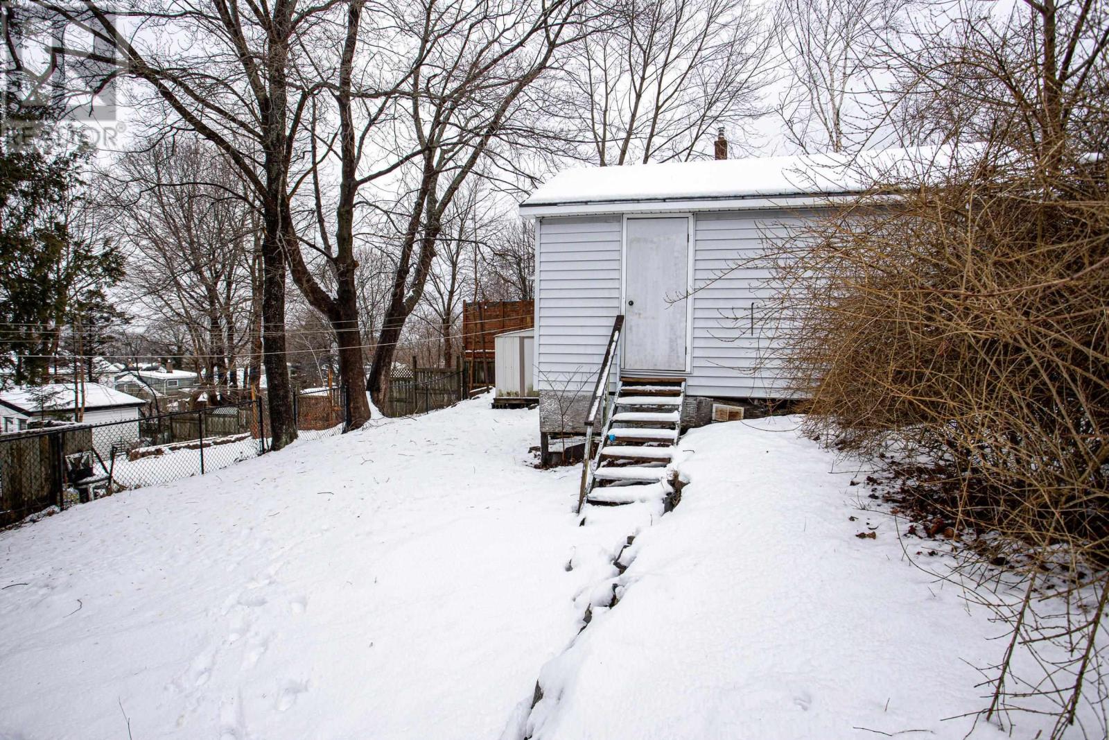 11 Maynard Street, Dartmouth, Nova Scotia  B2Y 1V8 - Photo 35 - 202601408