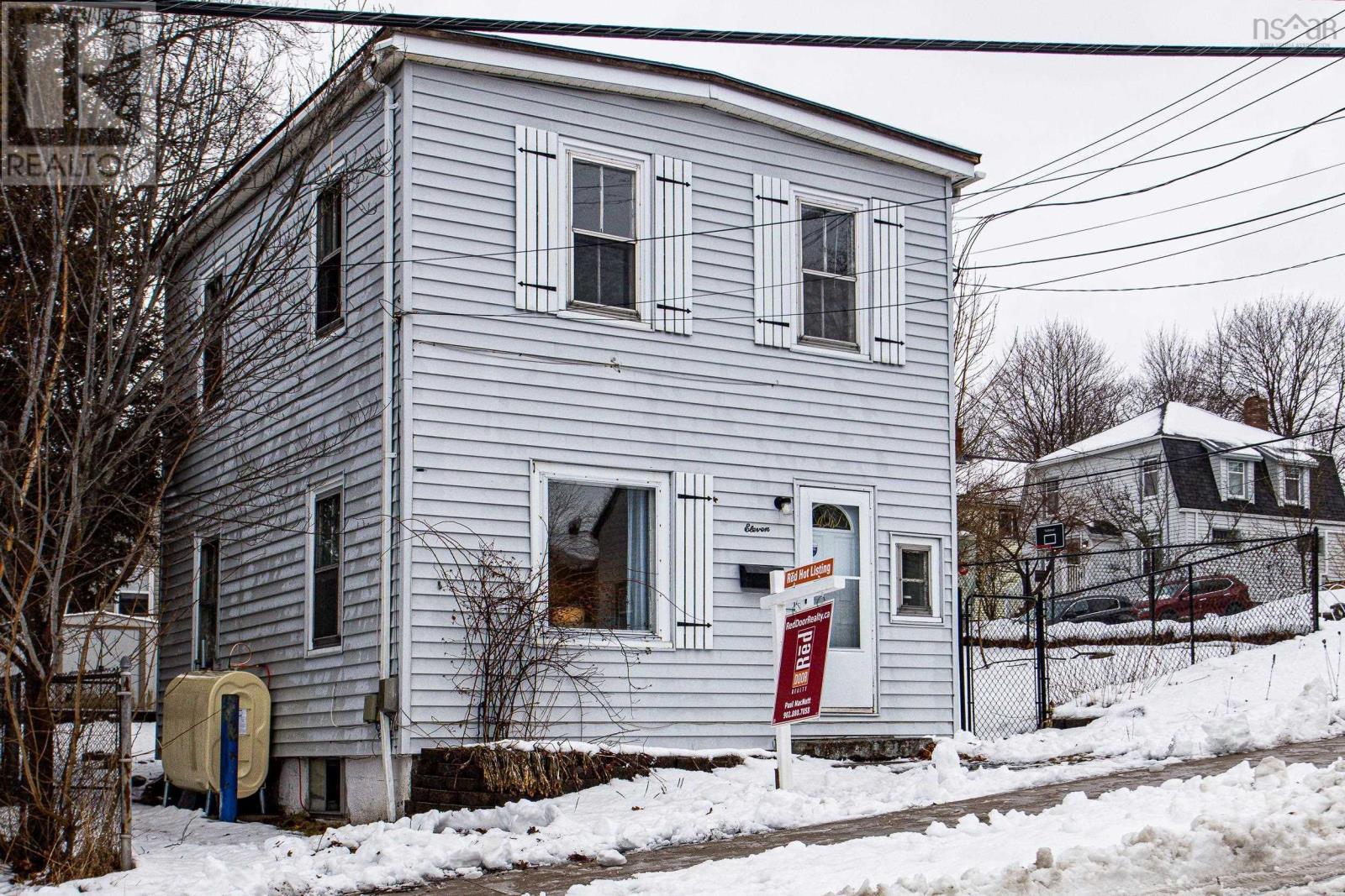 11 Maynard Street, Dartmouth, Nova Scotia  B2Y 1V8 - Photo 4 - 202601408