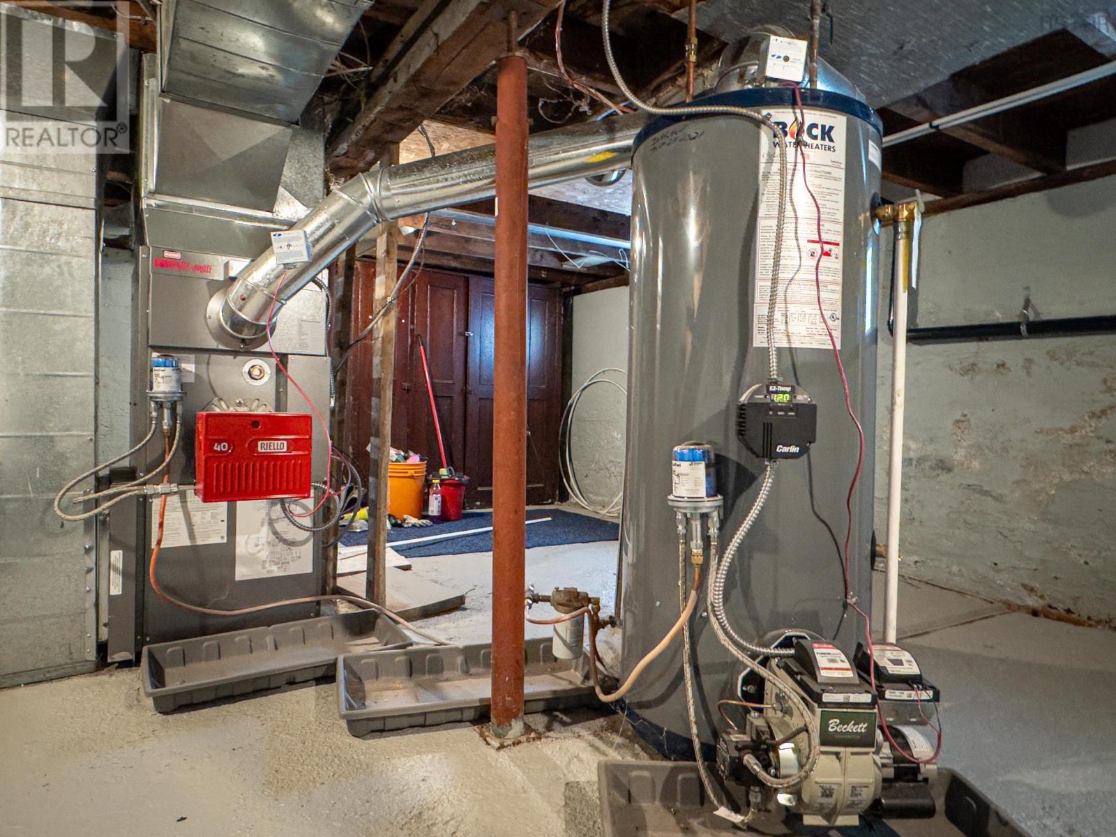 11 Maynard Street, Dartmouth, Nova Scotia  B2Y 1V8 - Photo 40 - 202601408