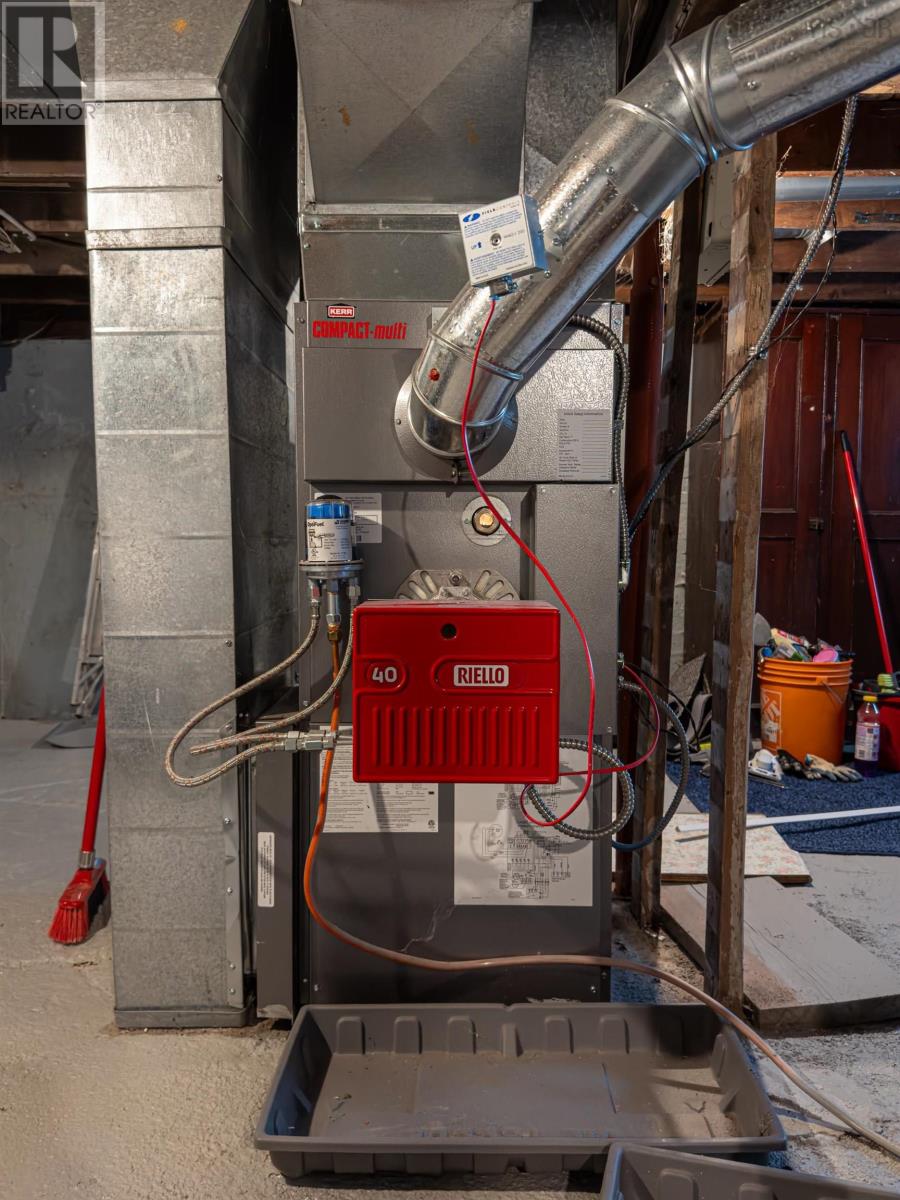 11 Maynard Street, Dartmouth, Nova Scotia  B2Y 1V8 - Photo 39 - 202601408