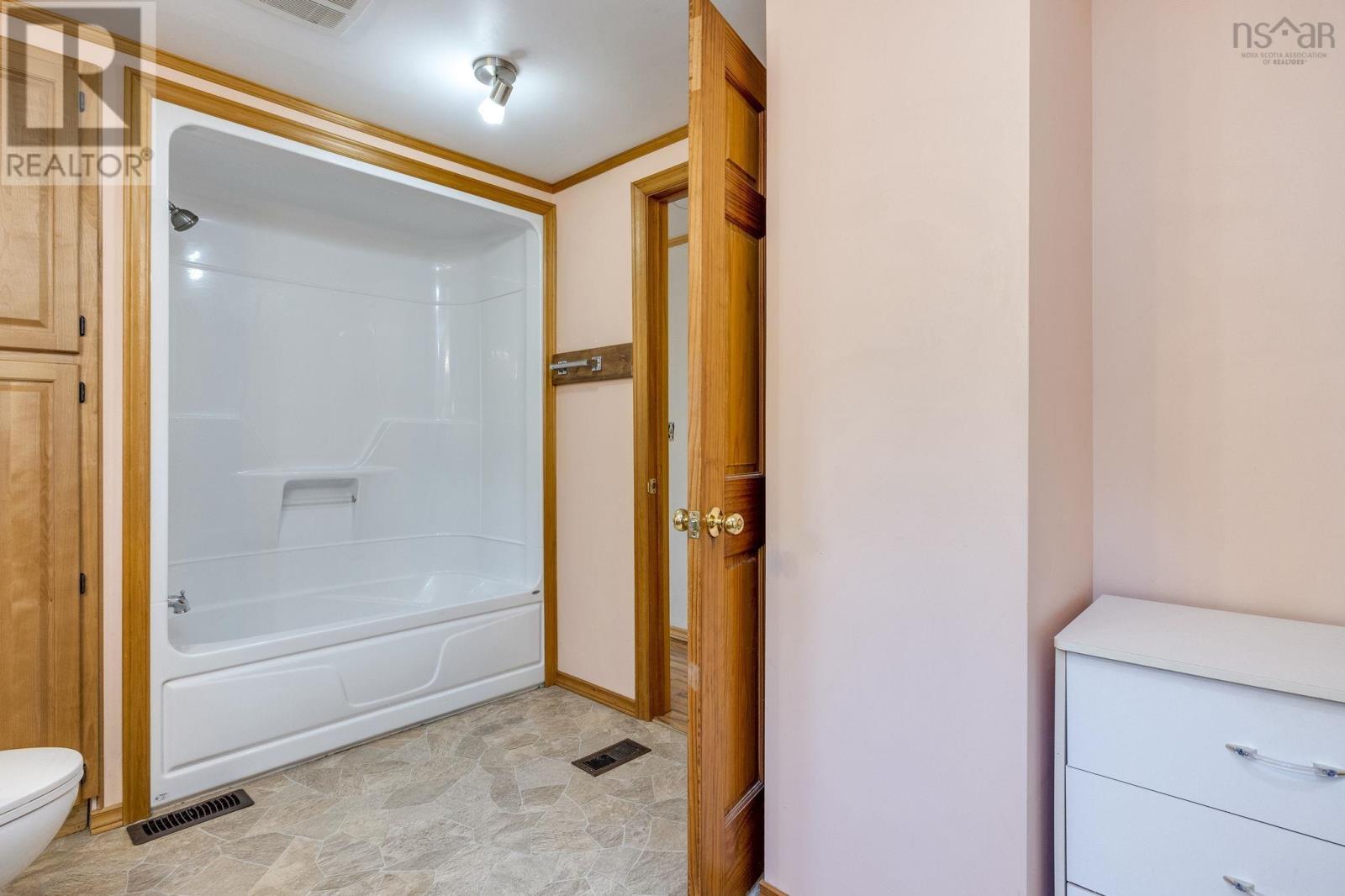 2140 Morden Road, Morden, Nova Scotia  B0P 1C0 - Photo 18 - 202601557