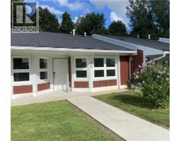 26 SZOLLOSY Circle, Hamilton, Ontario