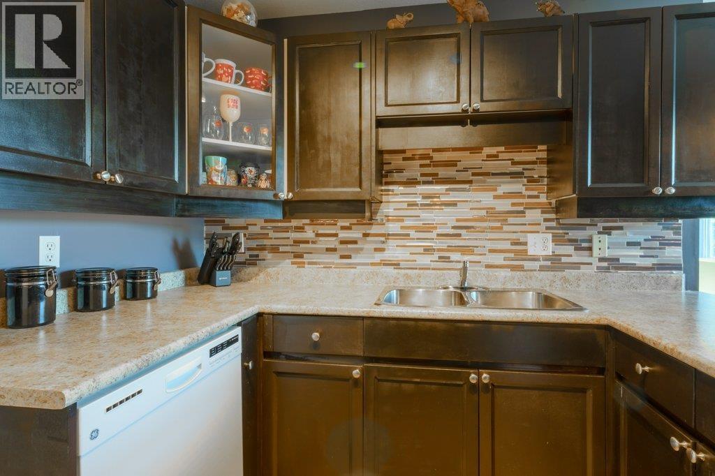 201 22722 Lougheed Highway, Maple Ridge, British Columbia  V2X 2V6 - Photo 16 - R3082980