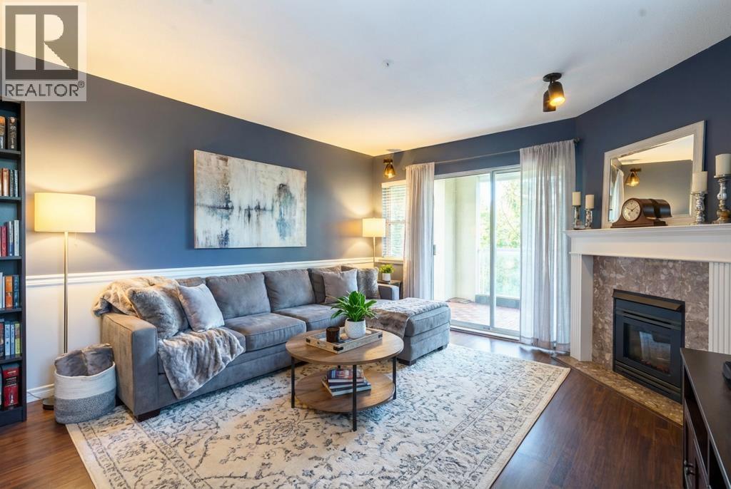 201 22722 Lougheed Highway, Maple Ridge, British Columbia  V2X 2V6 - Photo 1 - R3082980