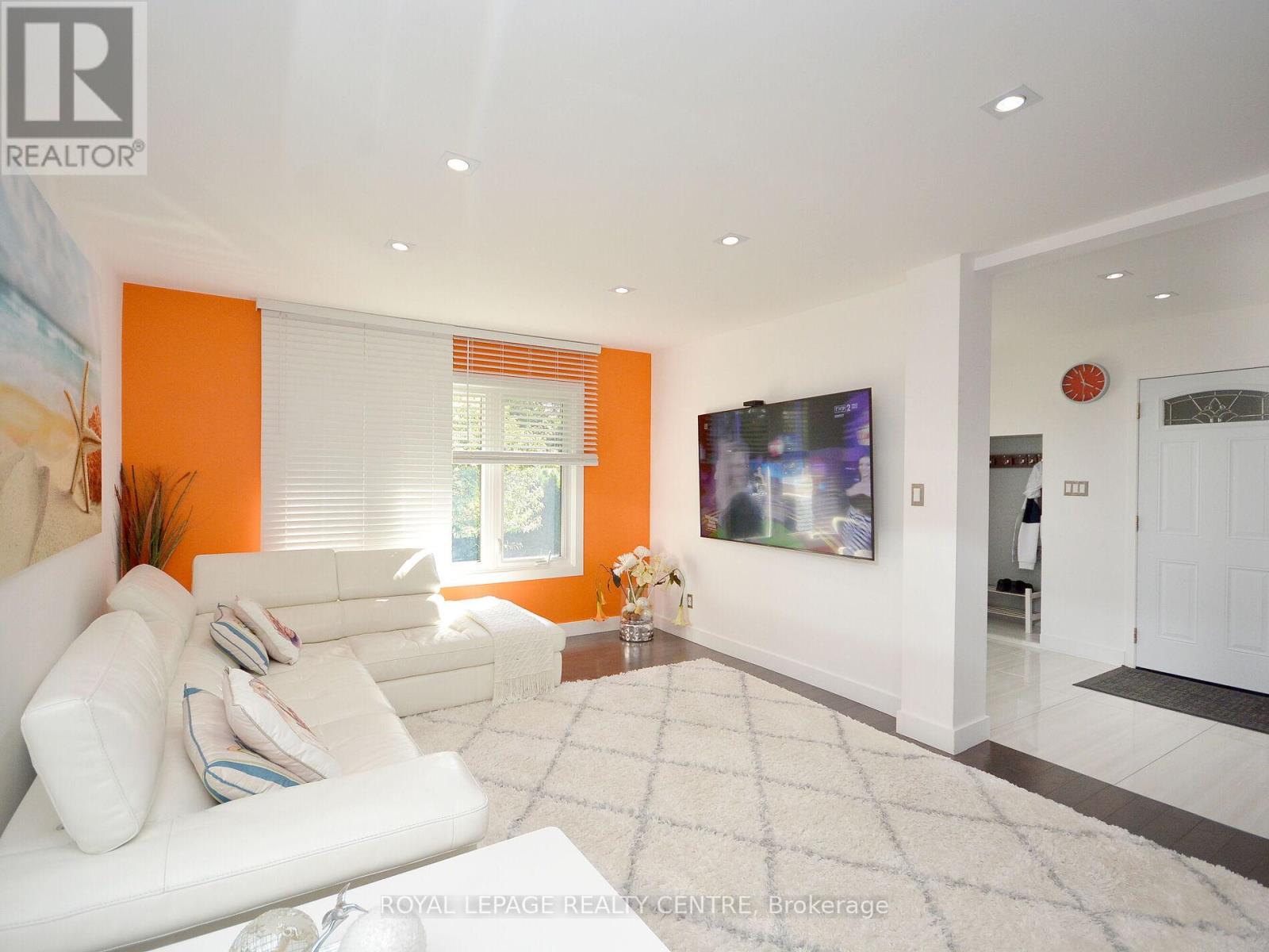 2503 Palisander Avenue, Mississauga, Ontario  L5B 2N4 - Photo 12 - W12733462