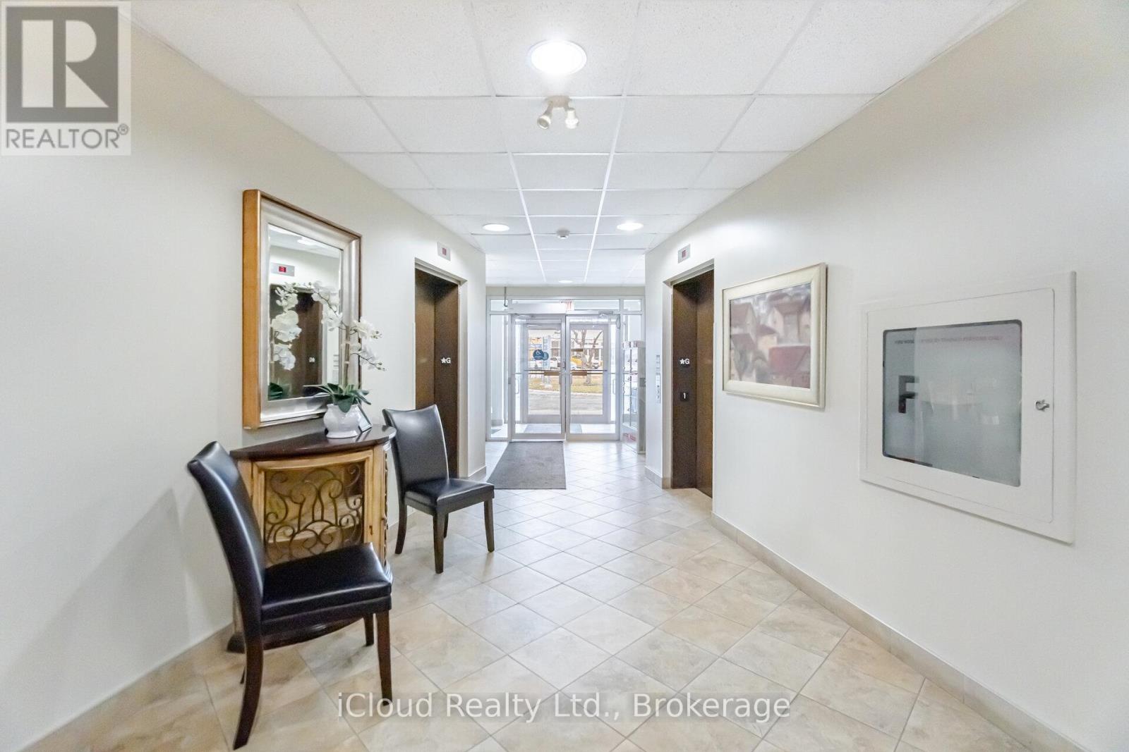 408 - 443 Centennial Forest Drive, Milton, Ontario  L9T 6A1 - Photo 4 - W12733488