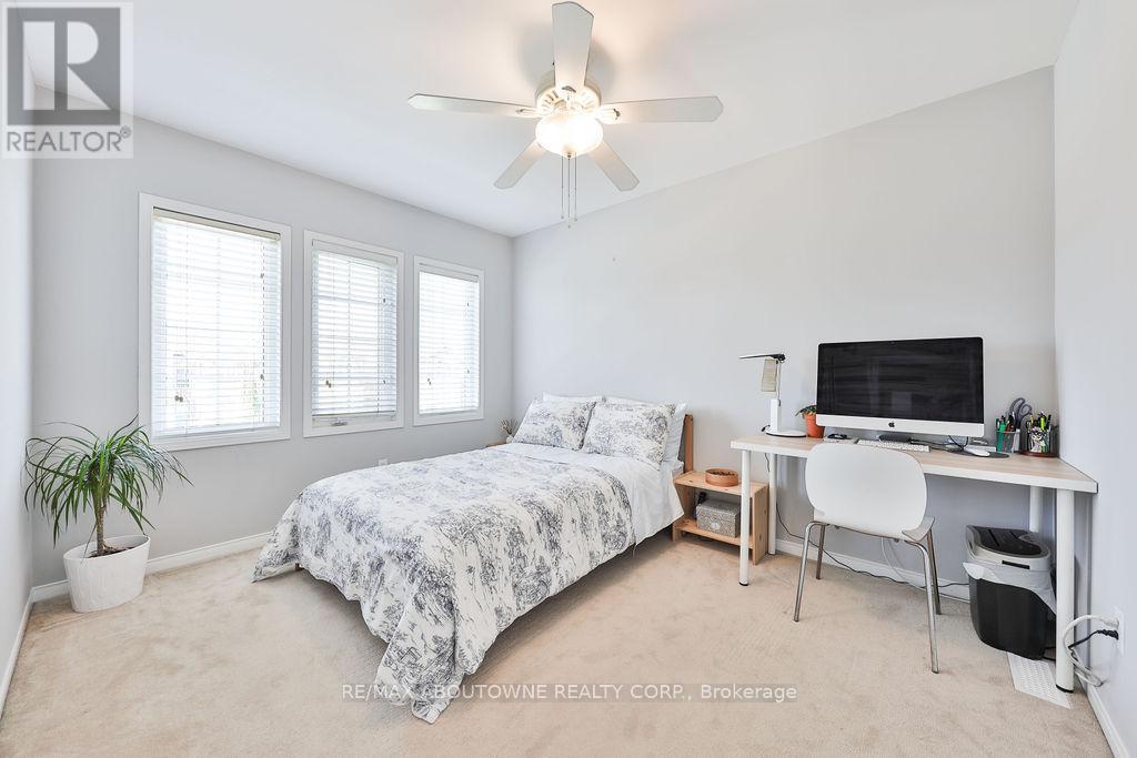 2185 Sutton Drive, Burlington, Ontario  L7L 7K5 - Photo 25 - W12733512